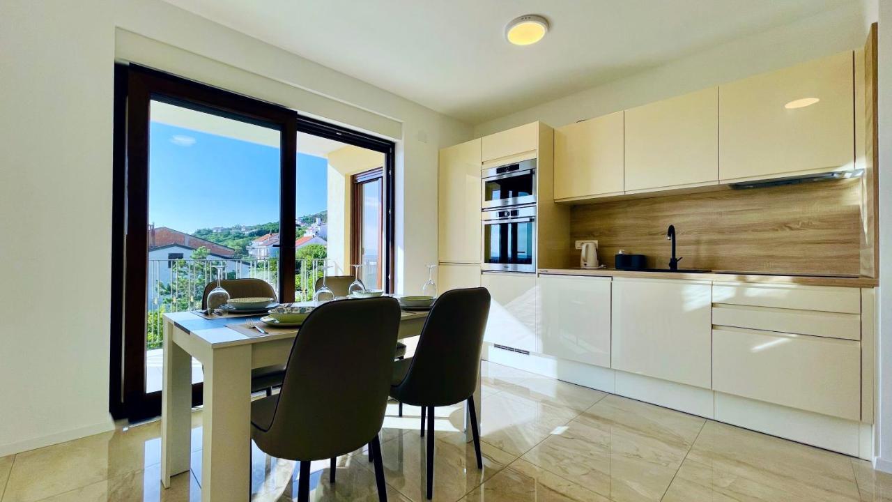 דראמליי Apartments Sunflower מראה חיצוני תמונה